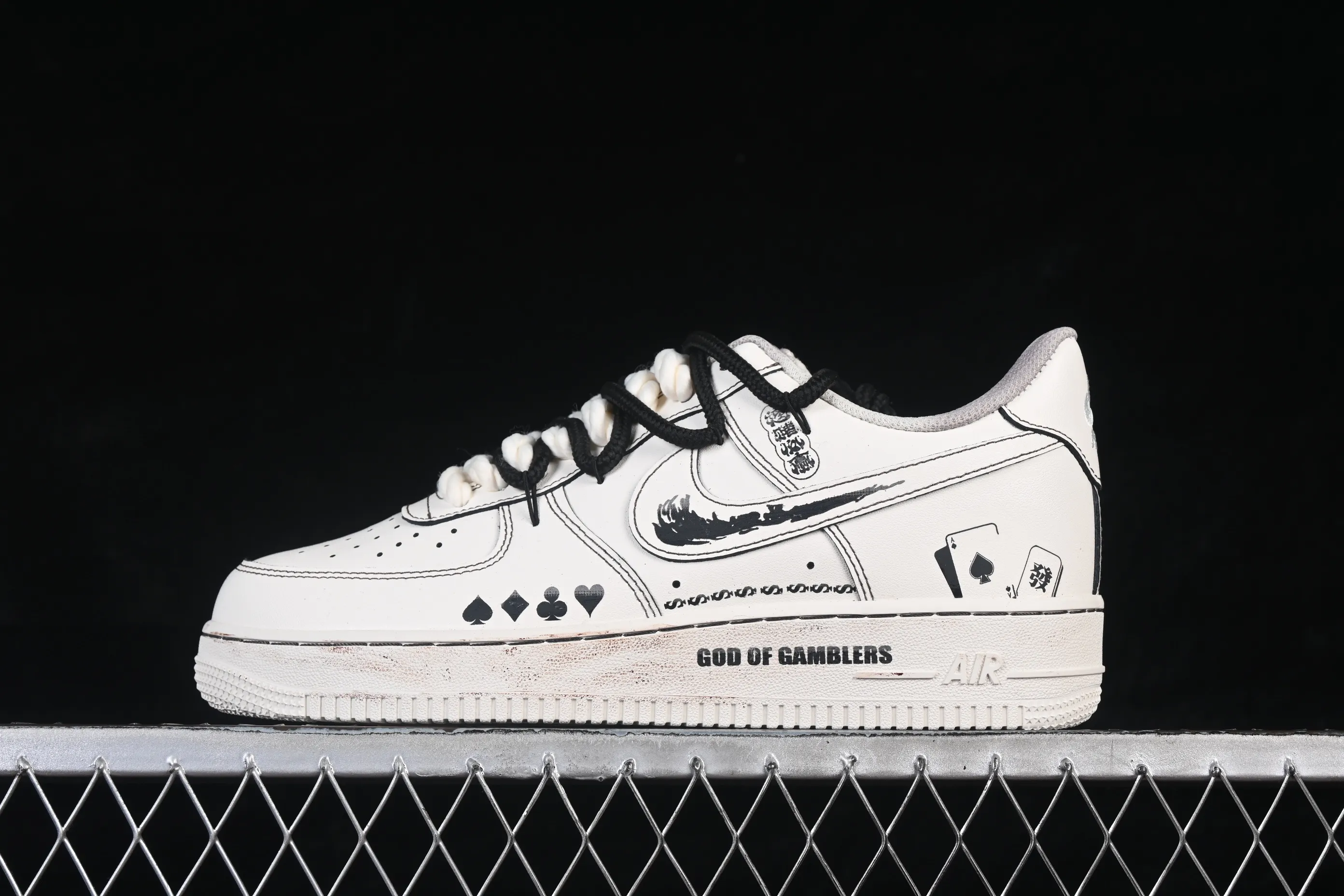 All categories Nk Air Force 1 Air Force series Nk Air Force 1 Low Air Force low-top Nike Air Force 1'07 Low "God OF Gamblers" Hand-painted graffiti God of Gamblers trump card Air Force 1 low-top casual sneakers 315122-313